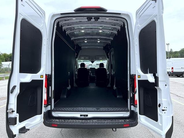 New 2026 Oxford White Ford Base image 31