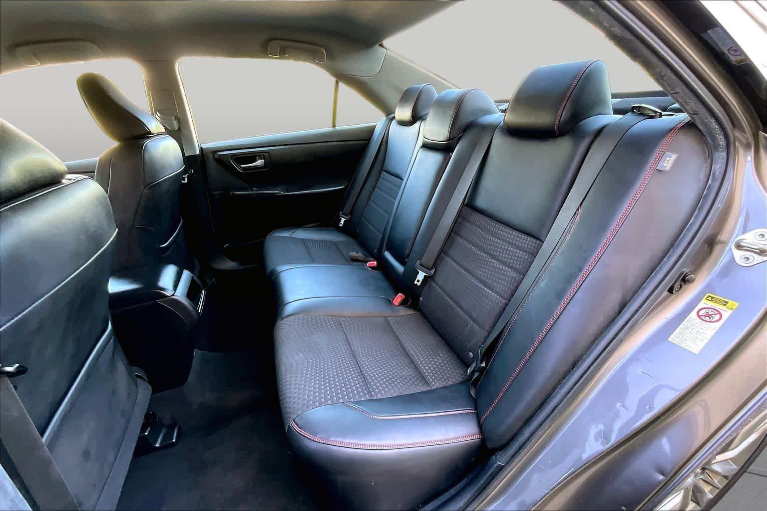 Used 2015 Predawn Gray Mica Toyota SE image 21