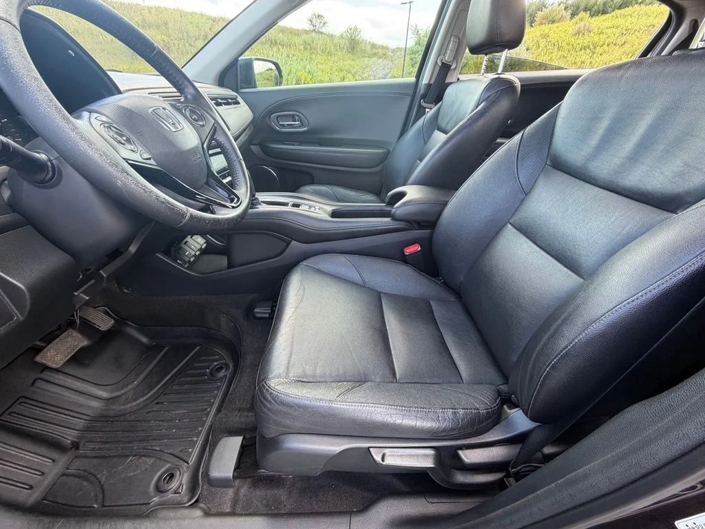 Used 2016 Black Honda EX-L image 17