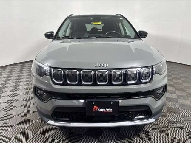 Used 2022 Jeep Compass Limited with VIN 3C4NJDCB8NT199168 for sale in Shakopee, Minnesota