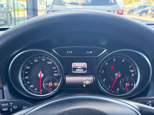 Used 2019 White Mercedes-Benz GLA 250 image 27