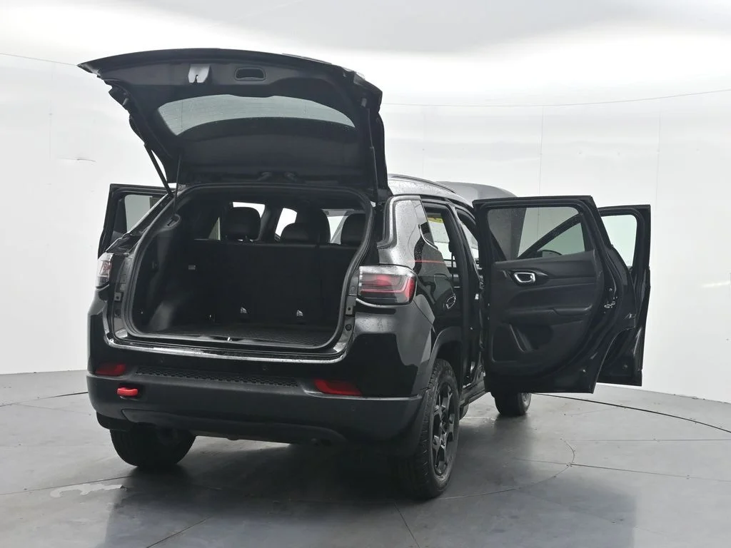 Certified Used 2023 Diamond Black Jeep Trailhawk image 44