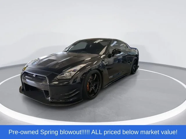 Used 2009 Black Nissan Premium image 5