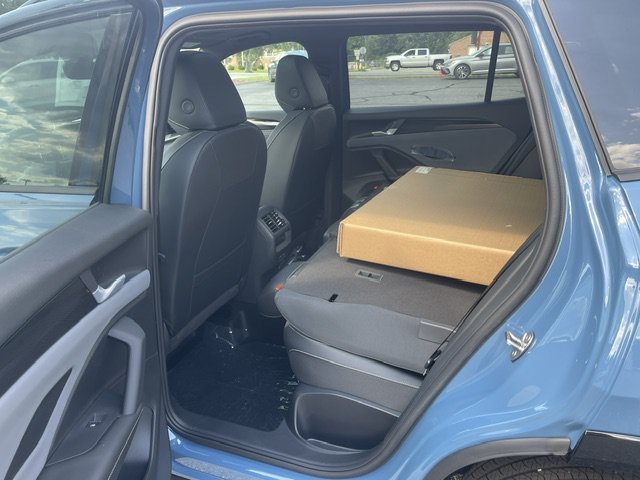 New 2026 Monterey Blue W/Deep Black Roof Volkswagen 2.0T SE R-Line Black image 10