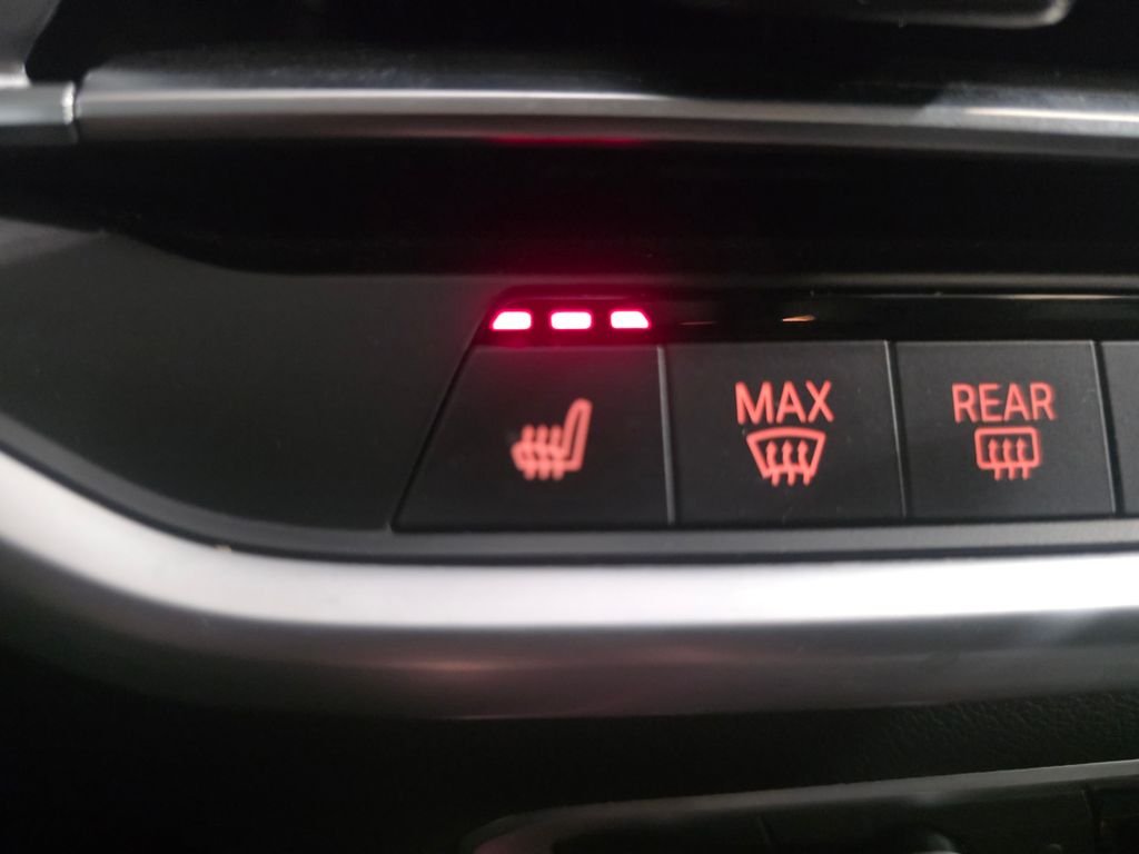 Used 2023 Black BMW xDrive40i image 32