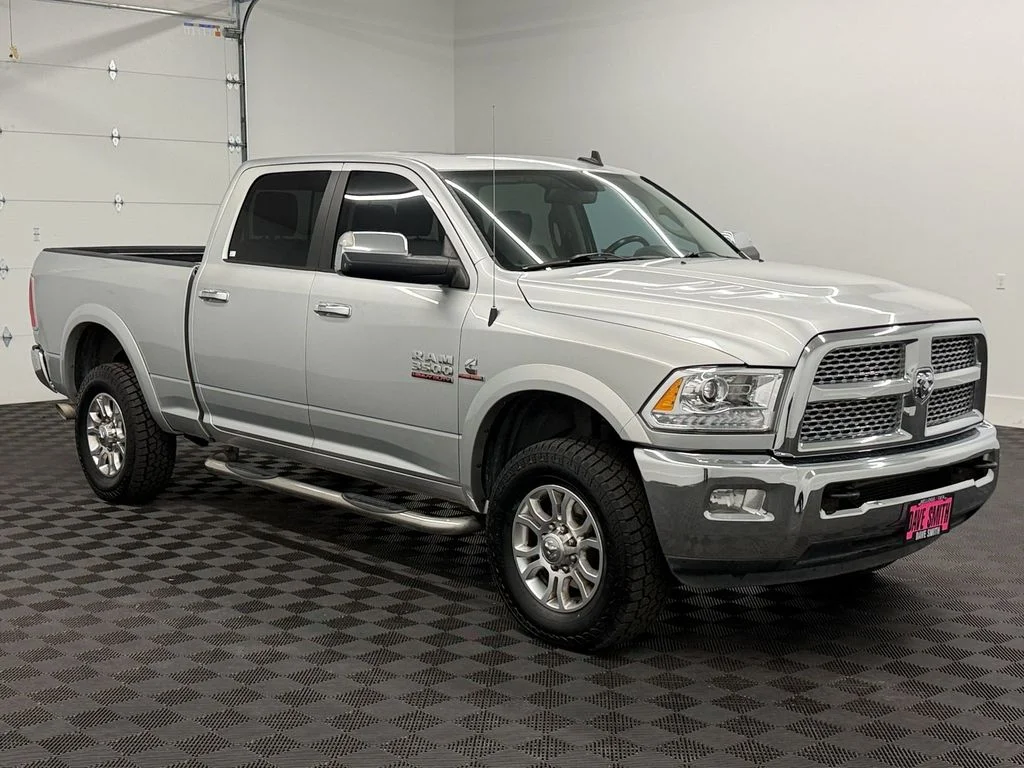 Used 2014 Sil/Silver Ram Laramie image 7