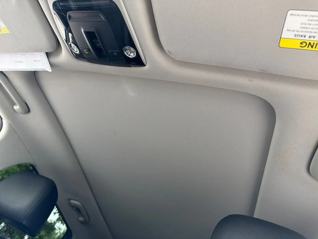 Used 2022 Everlasting Silver Kia X-Line SX Prestige image 25