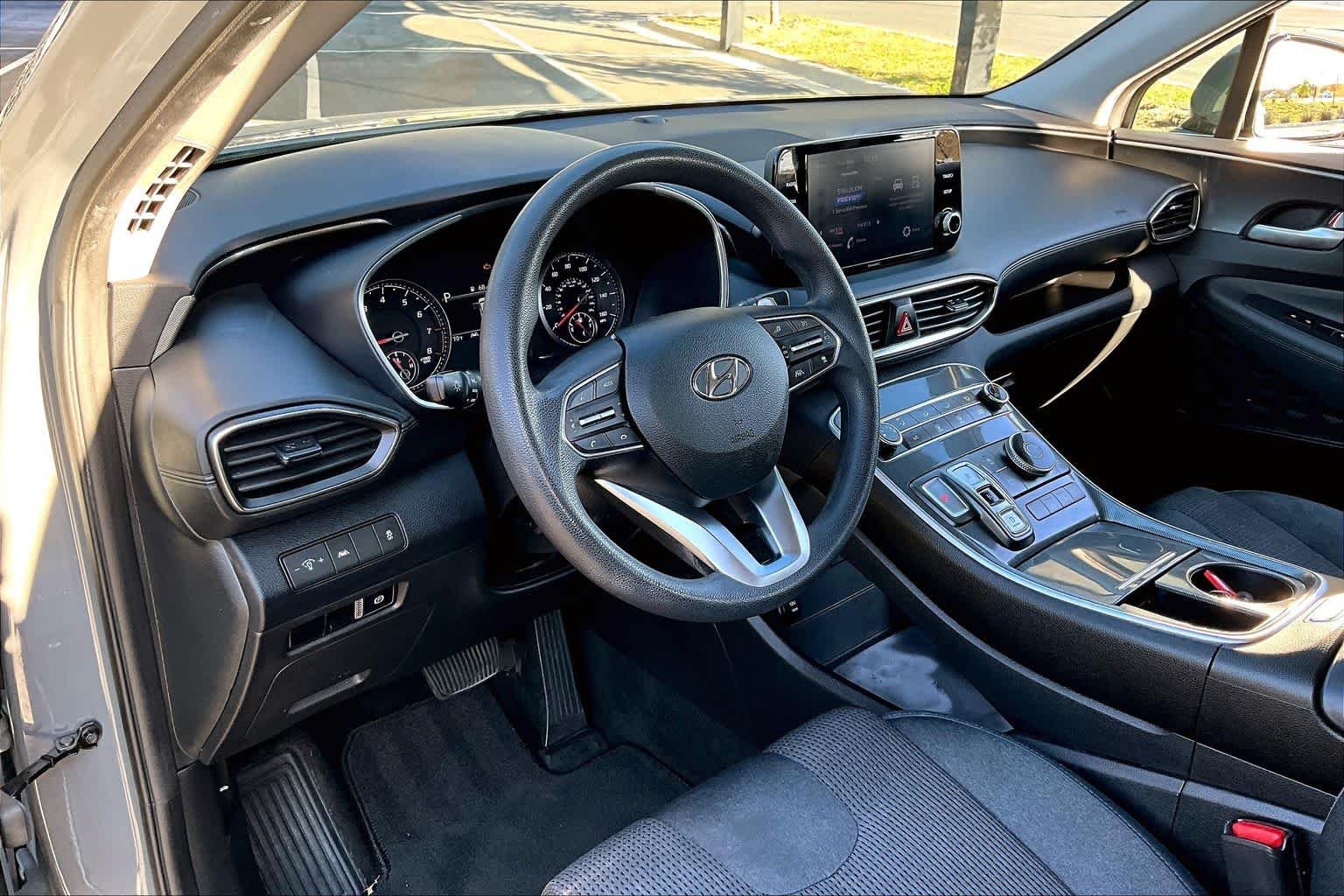 Used 2021 Hampton Gray Hyundai SEL image 18