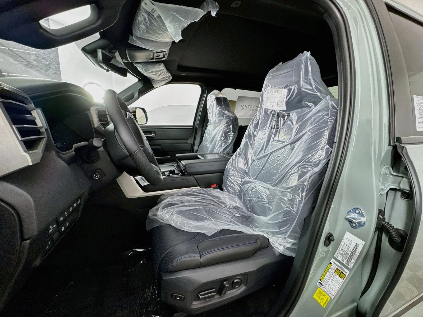 New 2026 Lunar Rock Toyota  Platinum image 11