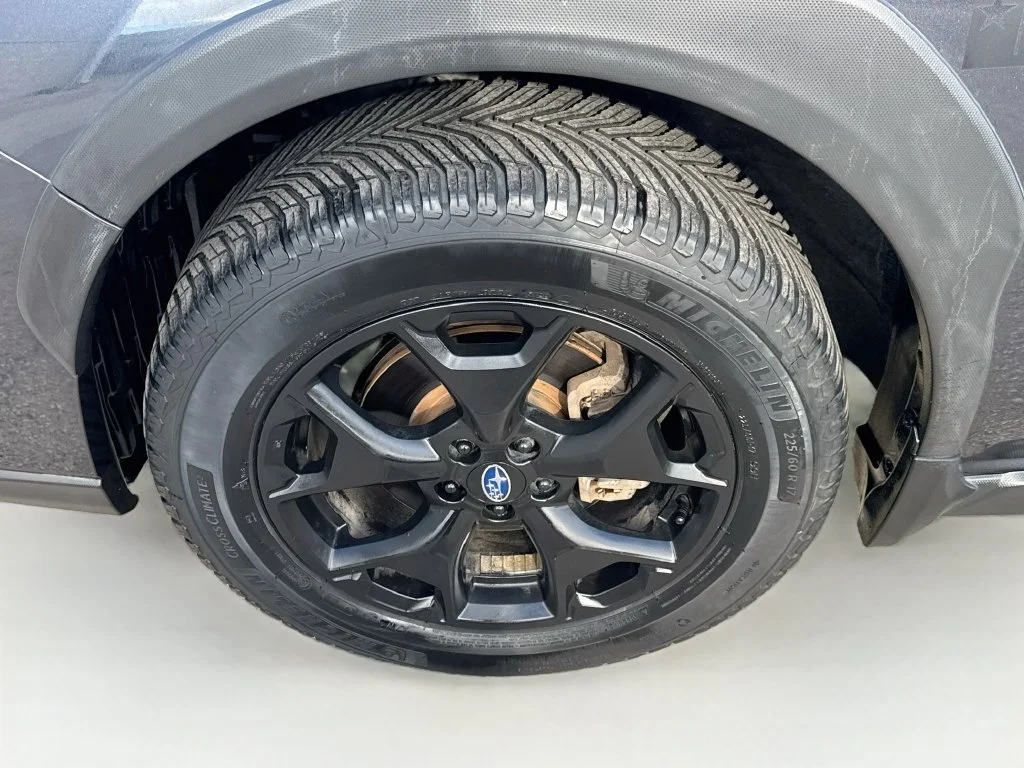 Used 2018 Gray Subaru 2.0i Premium image 37