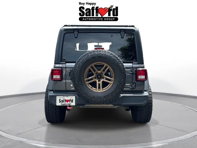 Used 2018 Gray Jeep Unlimited Sport S image 6