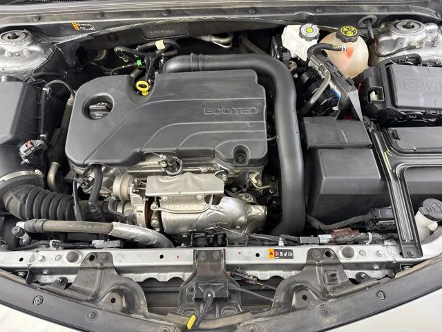 Used 2023 Gray Chevrolet LT image 17