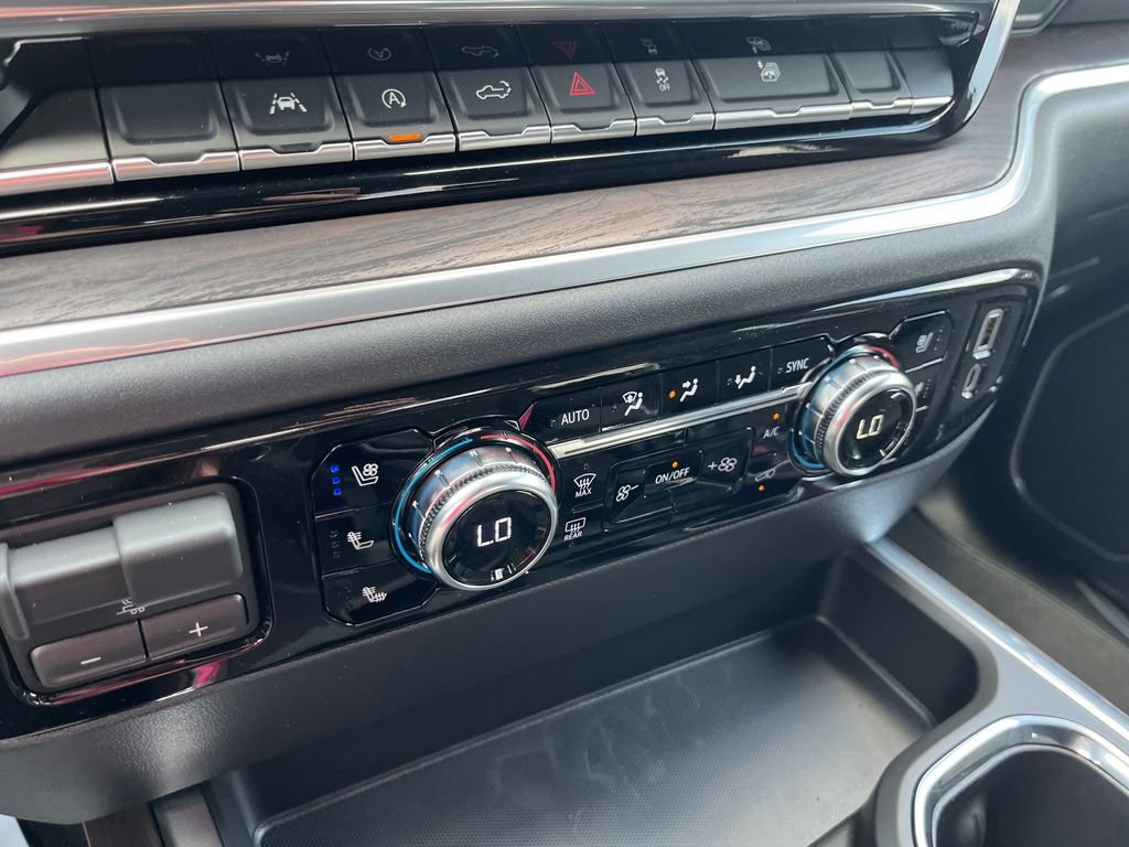 New 2026 Onyx Black GMC SLT image 18
