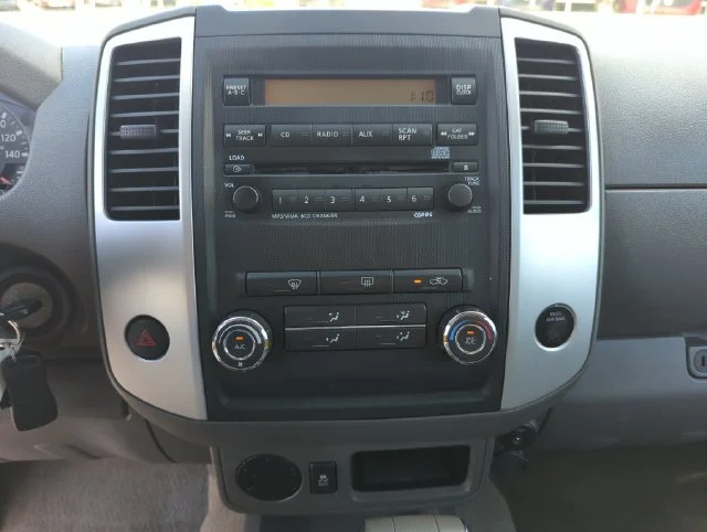 Used 2012 Blue Nissan SV image 35
