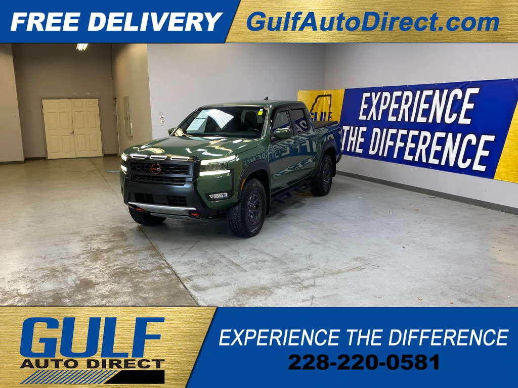 Used 2025 Green Nissan PRO-4X image 4
