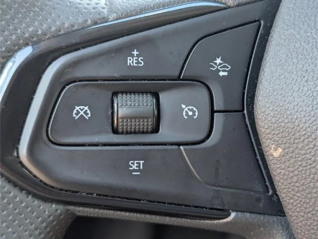 Used 2025 Blue Chevrolet LT image 21