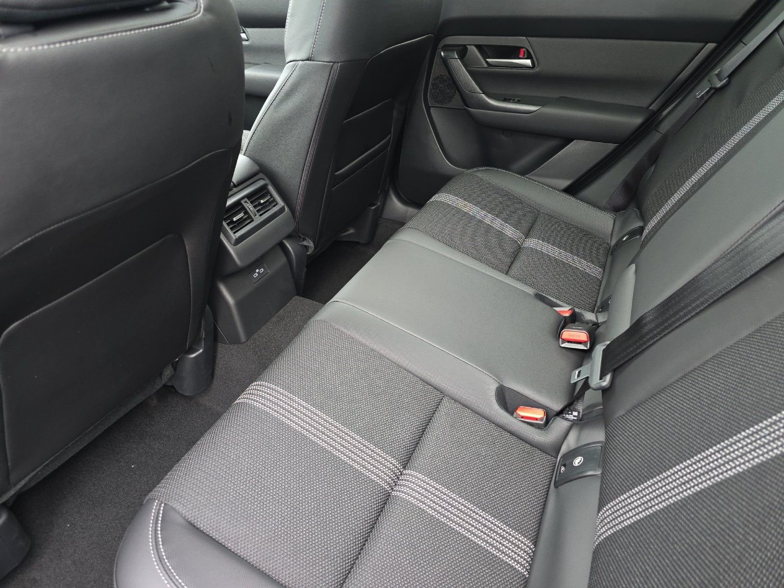 New 2026 Machine Gray Metallic Mazda 2.5 S Preferred AWD image 28