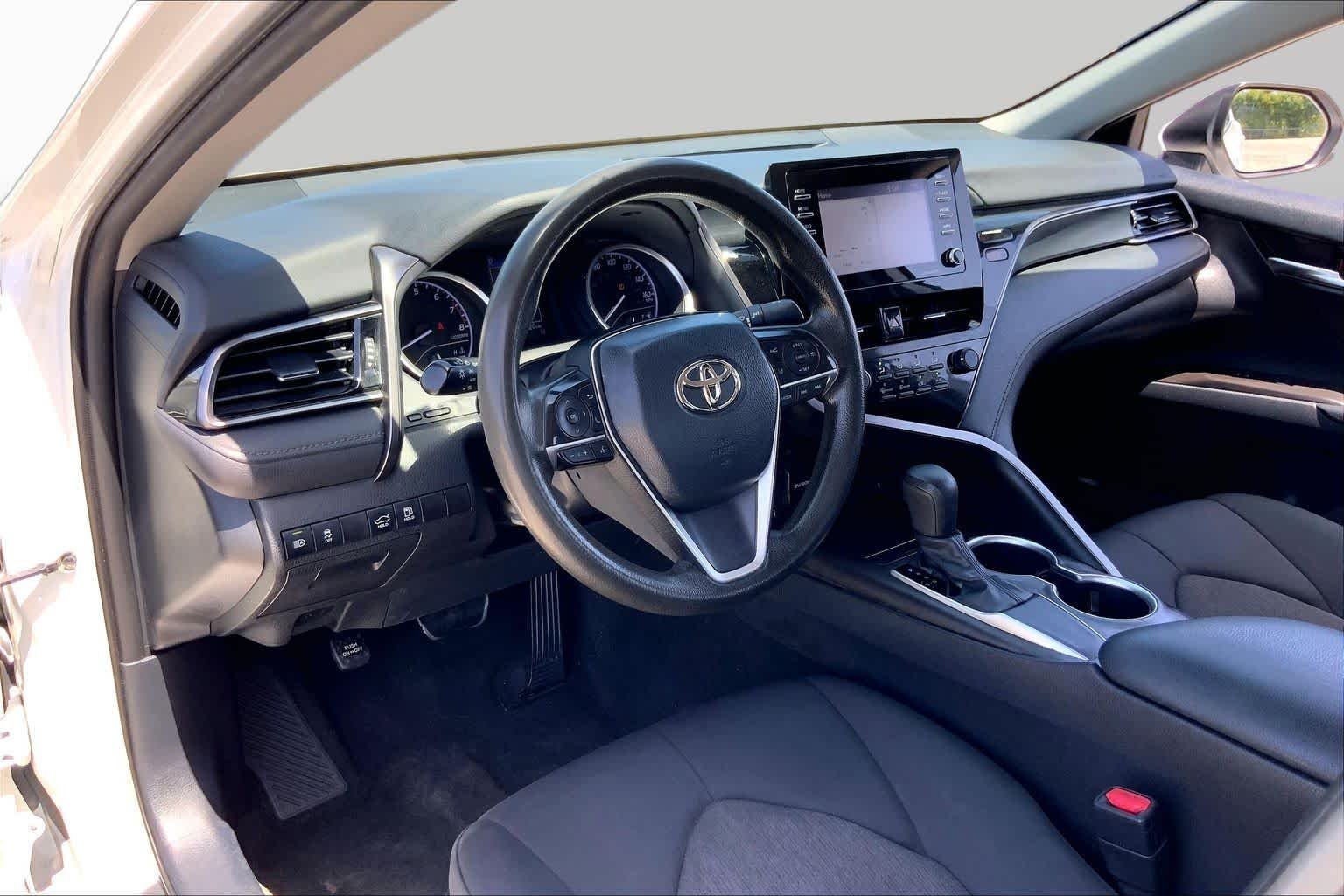 Used 2021 Super White Toyota LE image 17