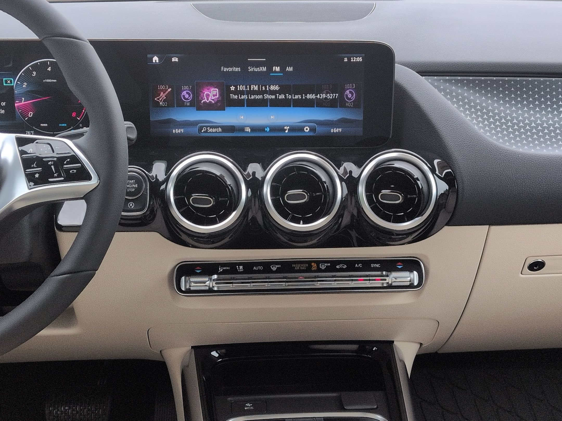 New 2026 Polar White Mercedes-Benz GLA 250 image 59