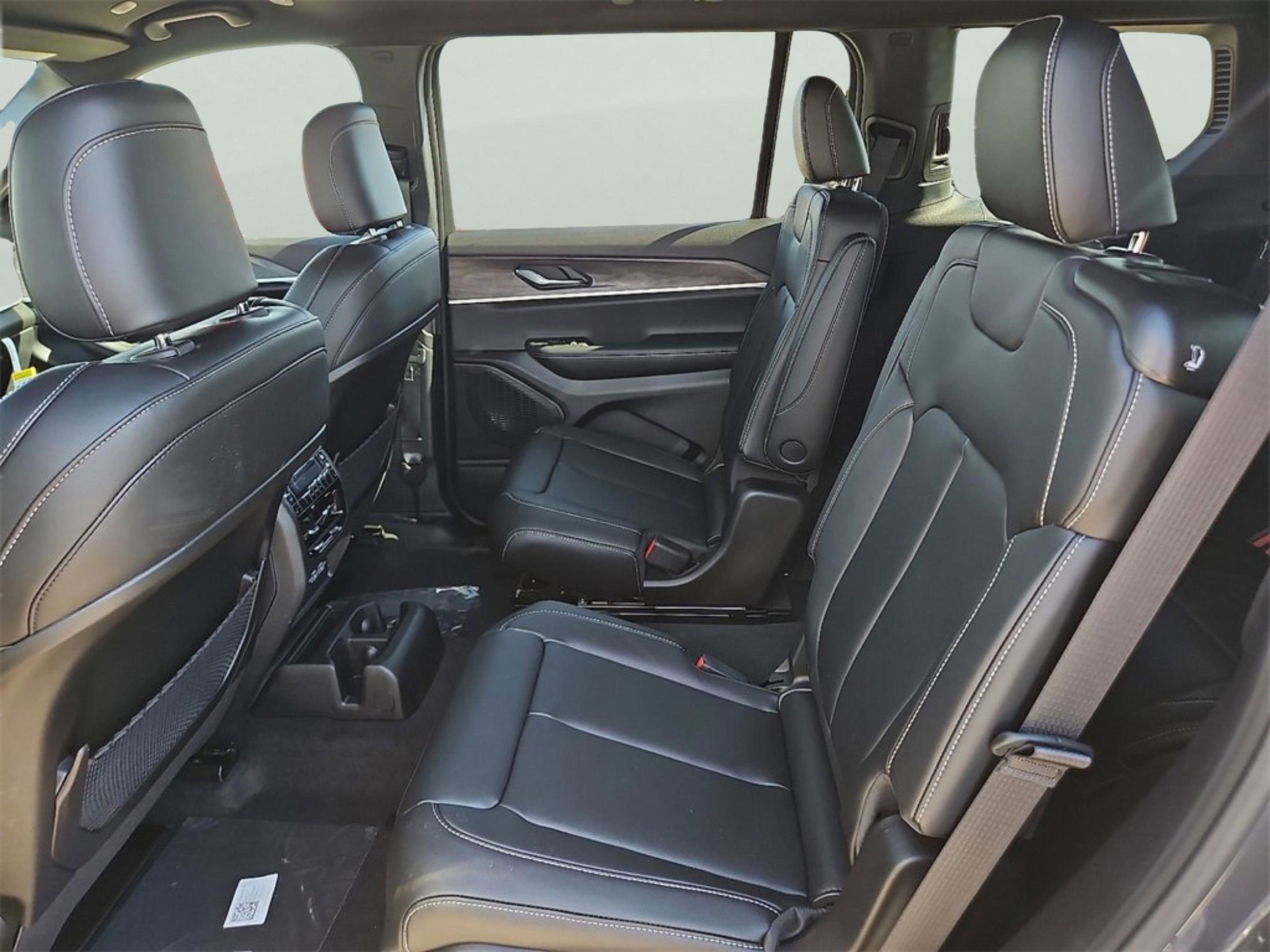 2025 Jeep Grand Cherokee L Limited - Photo 22