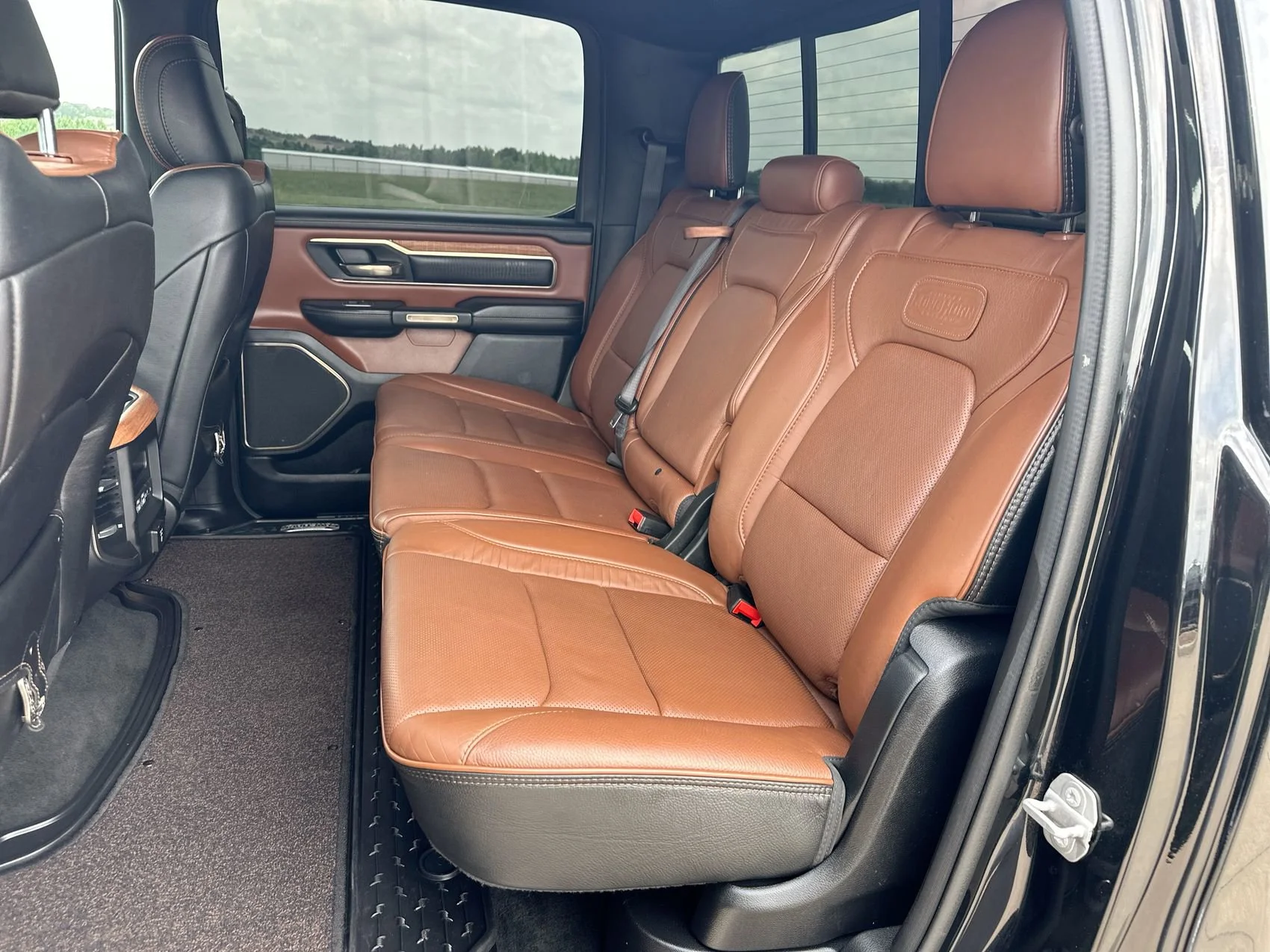 Used 2022 Diamond Black Crystal Pearlcoat Ram Longhorn image 23