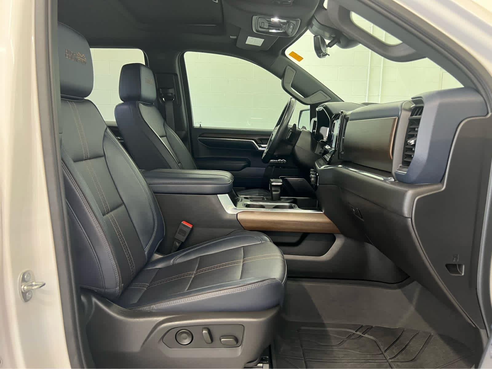 2024 Chevrolet Silverado 1500 High Country - Photo 31