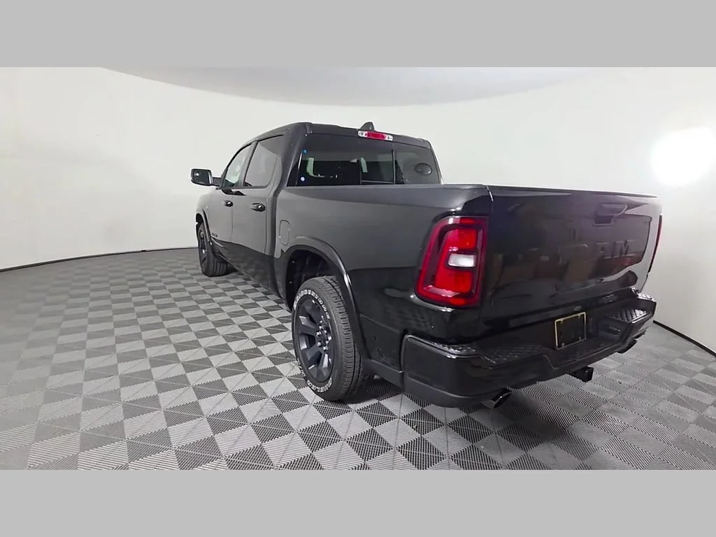 New 2026 Diamond Black Crystal Pearl-Coat Exterior Paint RAM Big Horn image 31