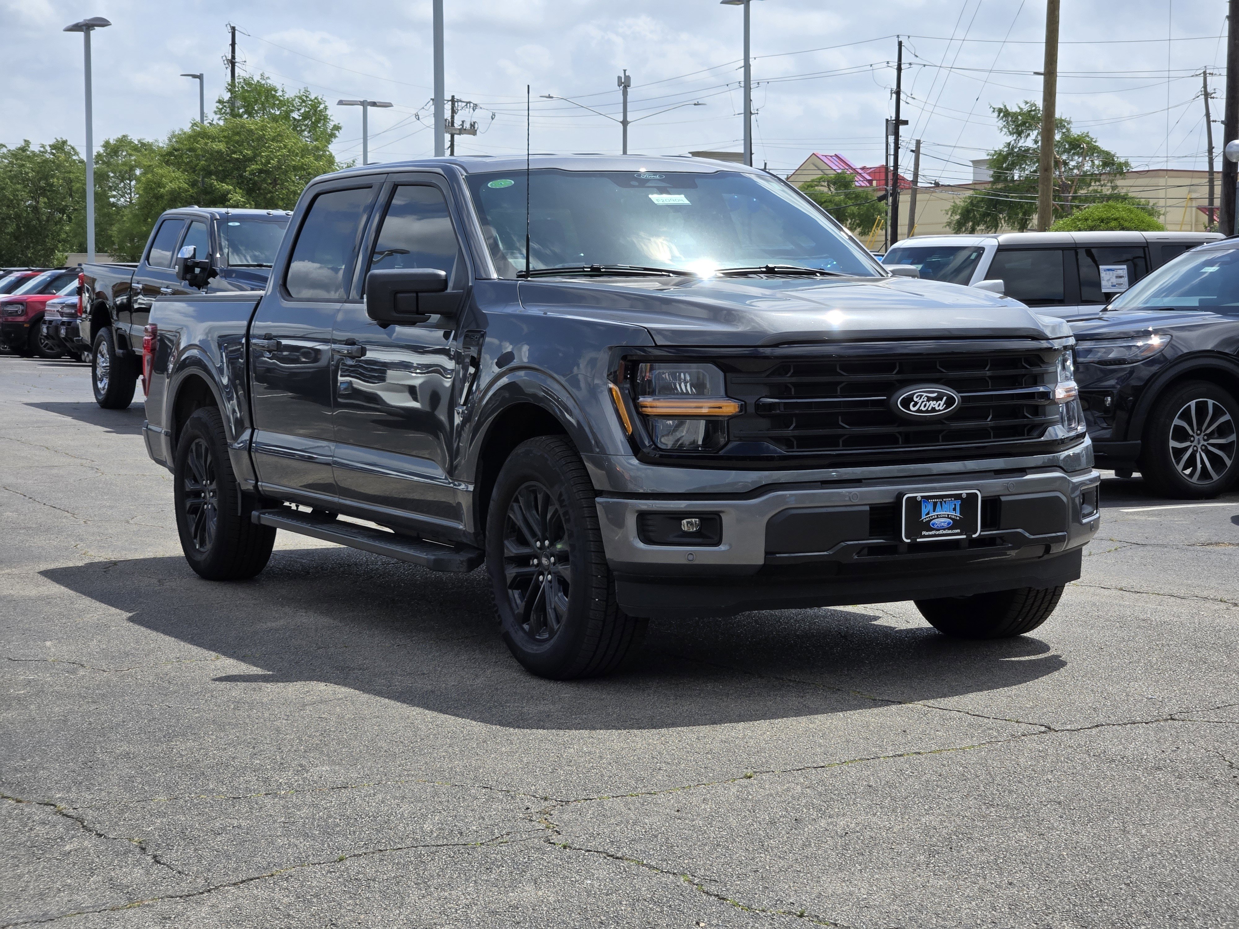 New 2026 Carbonized Gray Metallic Ford XLT image 2