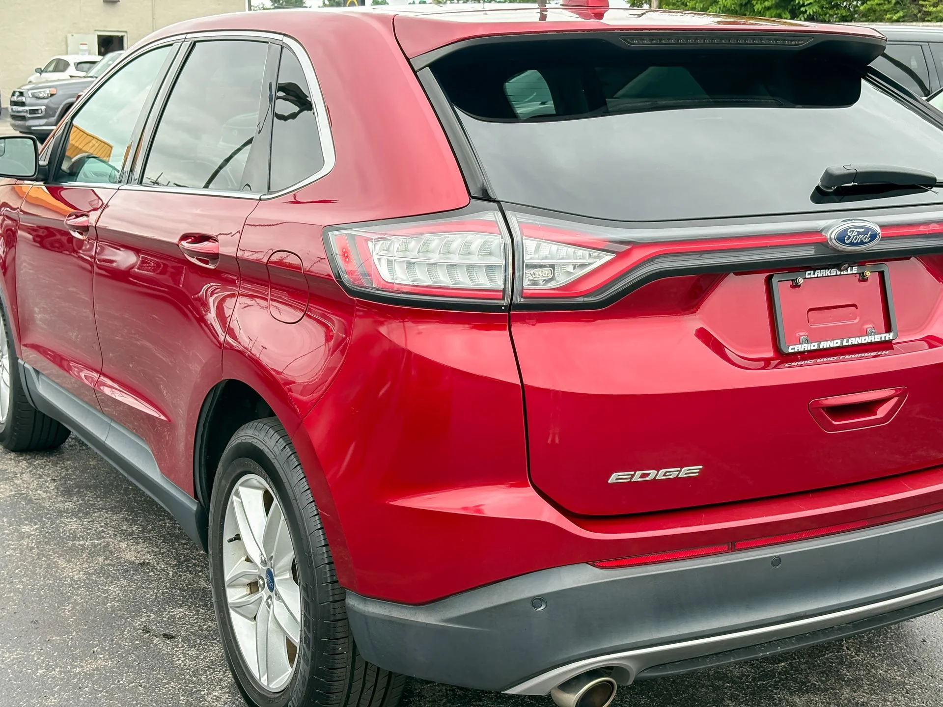 Used 2018 Red Ford SEL image 13