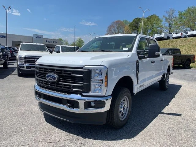 New 2026 White Ford F-350® XL image 4