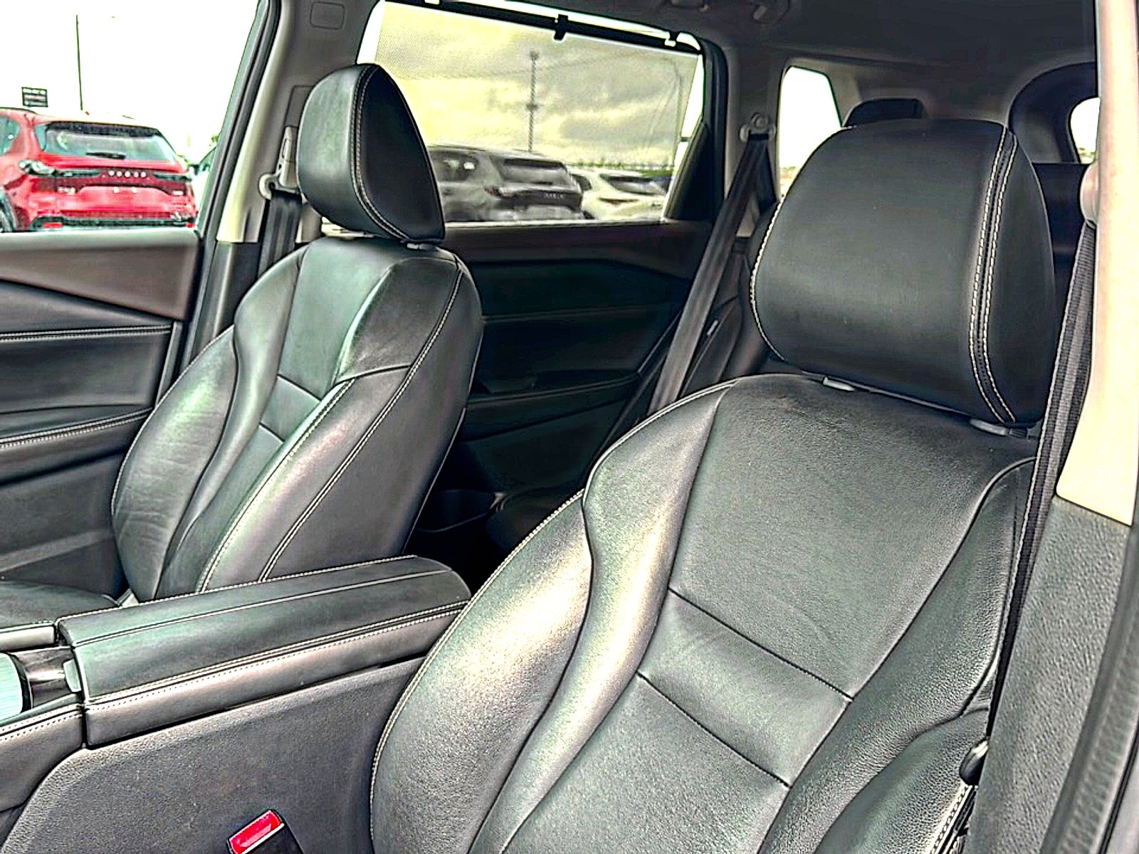 Used 2021 Gun Metallic Nissan SL FWD image 14