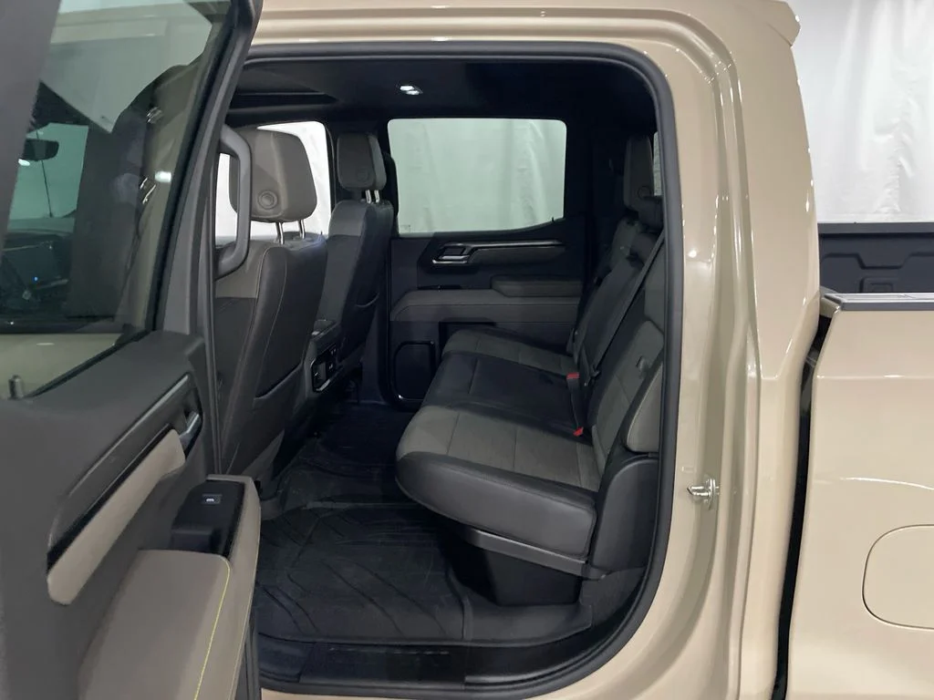 Used 2023 Sand Dune Metallic Chevrolet ZR2 image 28