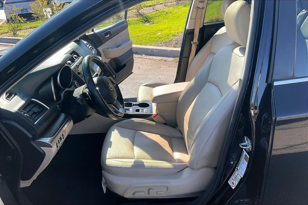 Used 2018 Black Subaru 3.6R image 29