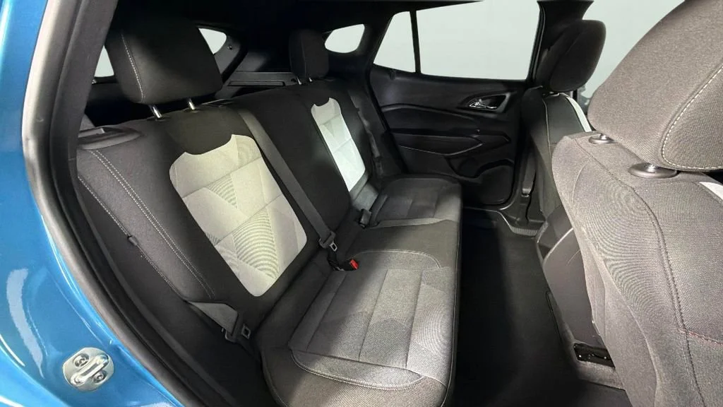Used 2025 Marina Blue Metallic Chevrolet 1RS image 29