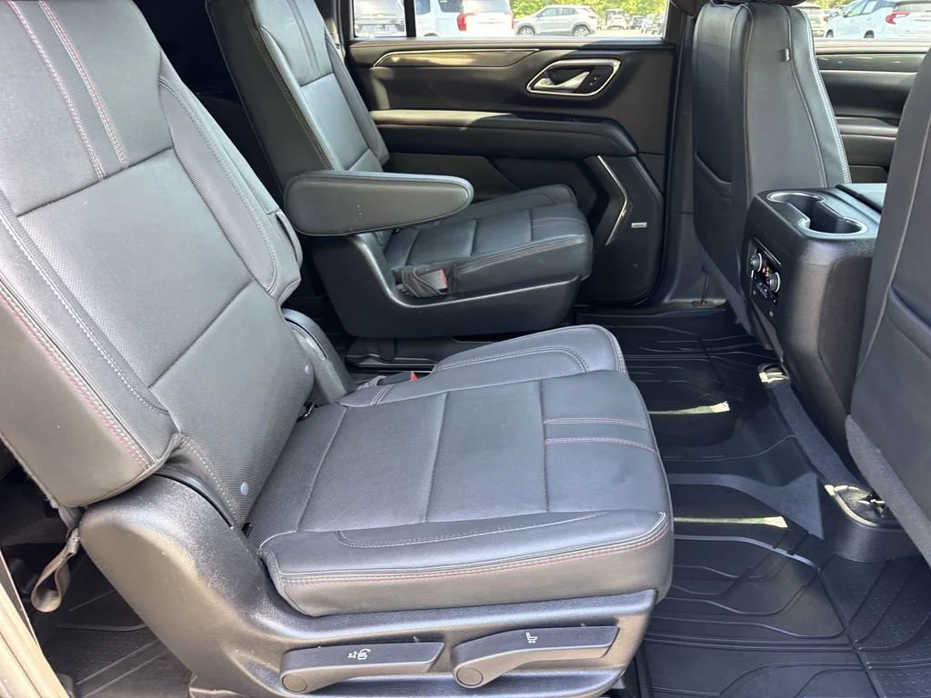 Used 2023 Black Chevrolet RST image 21
