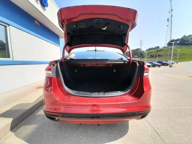 Used 2017 Red Ford Titanium image 56