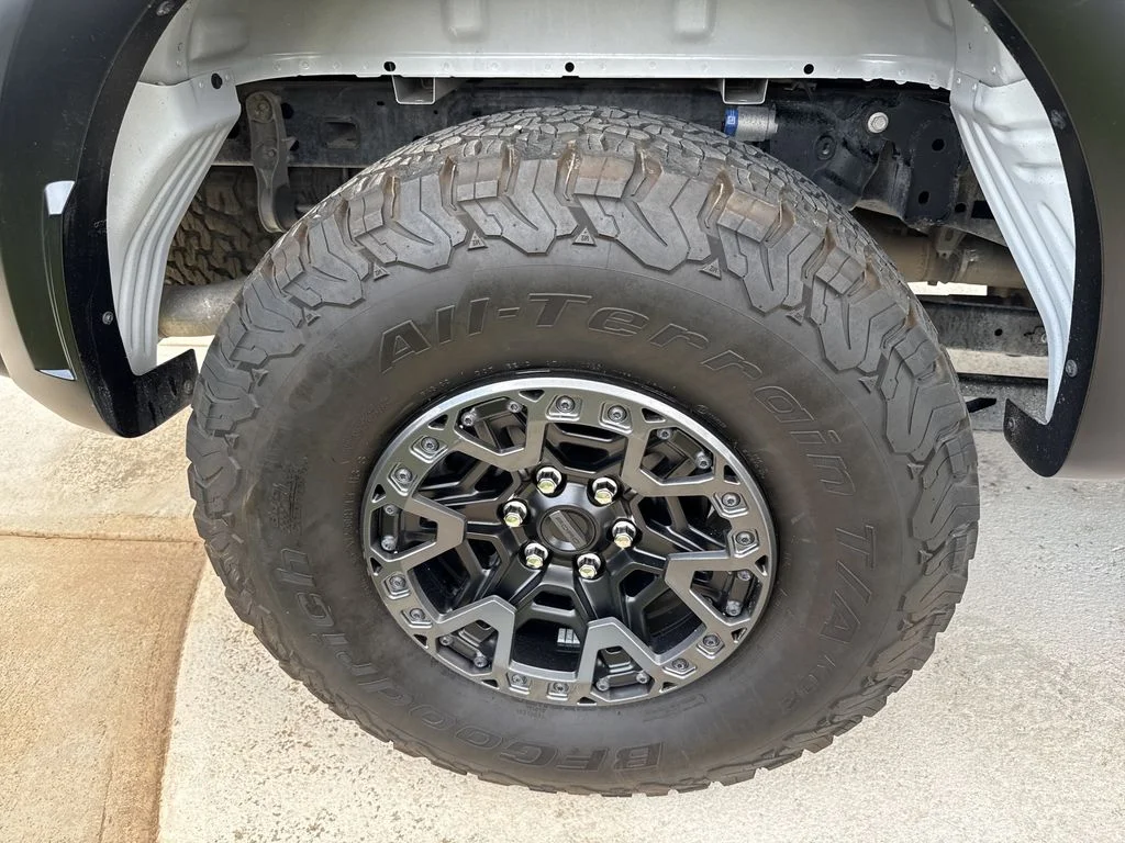 Used 2025 White Ford Raptor image 18
