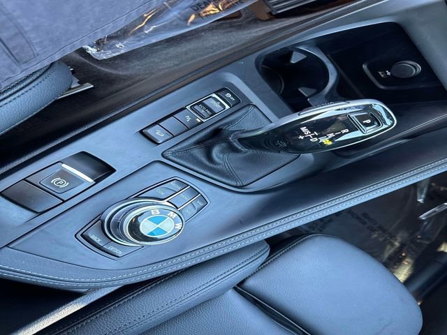 Used 2020  BMW xDrive28i image 24