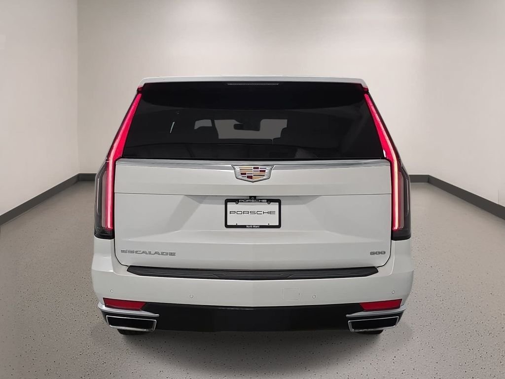 Used 2023 Crystal White Tricoat Cadillac Luxury image 6
