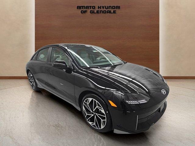 New 2025 Black Hyundai SEL image 8