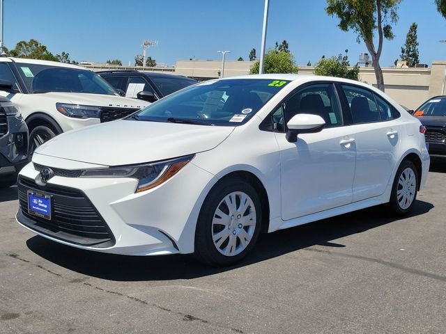 Certified Used 2023 Ice Toyota LE image 26