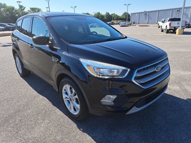 2017 Ford Escape SE's photo