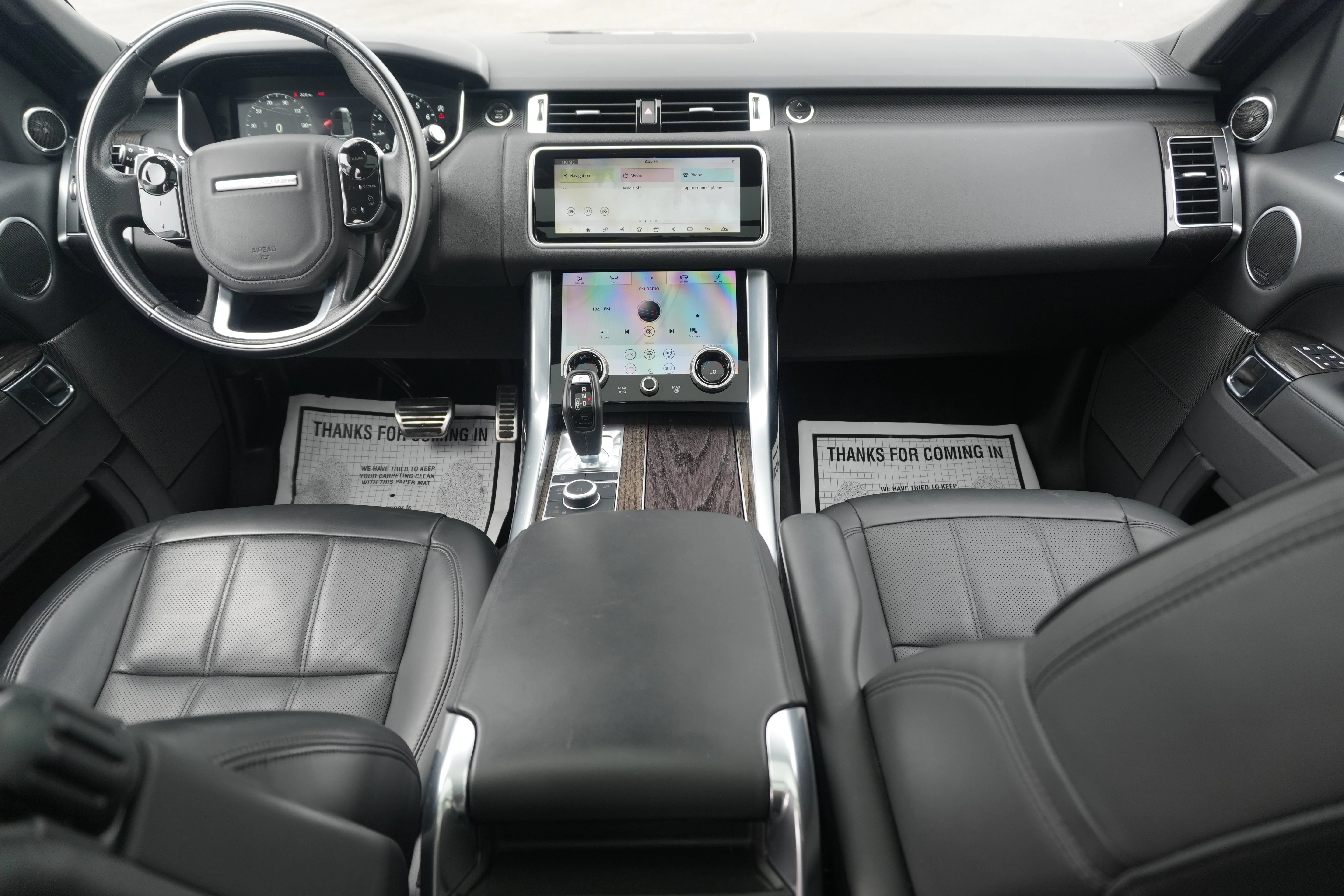 Used 2022 Eiger Grey Metallic Land Rover HSE Silver Edition image 29
