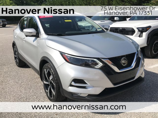 Used 2022 Brilliant Silver Metallic Nissan SL image 1