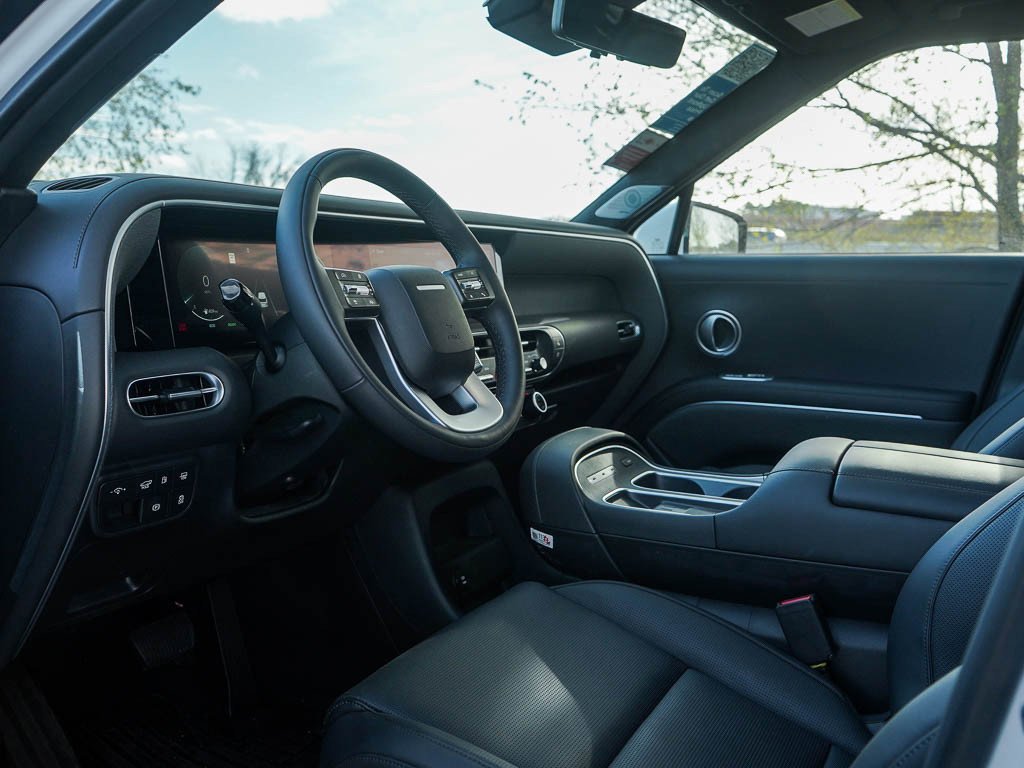 New 2026 Abyss Black Pearl Hyundai Calligraphy AWD image 18