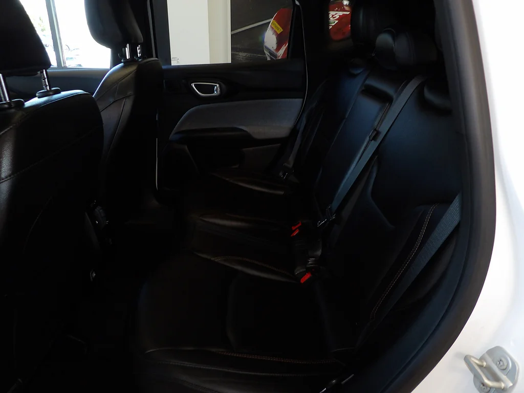 Used 2024 Bright White Clear Coat Jeep Latitude Lux image 24