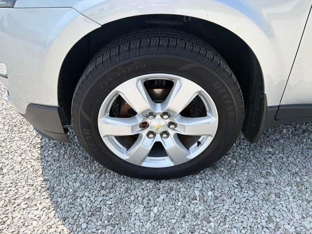 Used 2017 Silver Chevrolet LT image 10