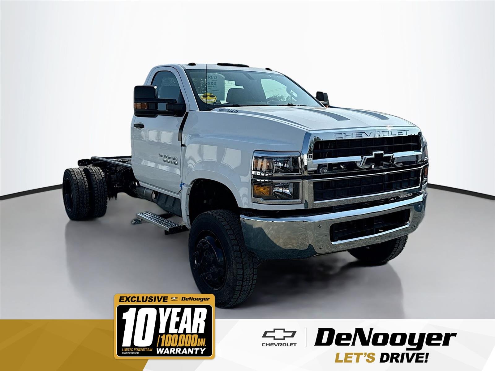2024 Chevrolet Silverado HD WT 4WD Regular Cab 165" WB's photo