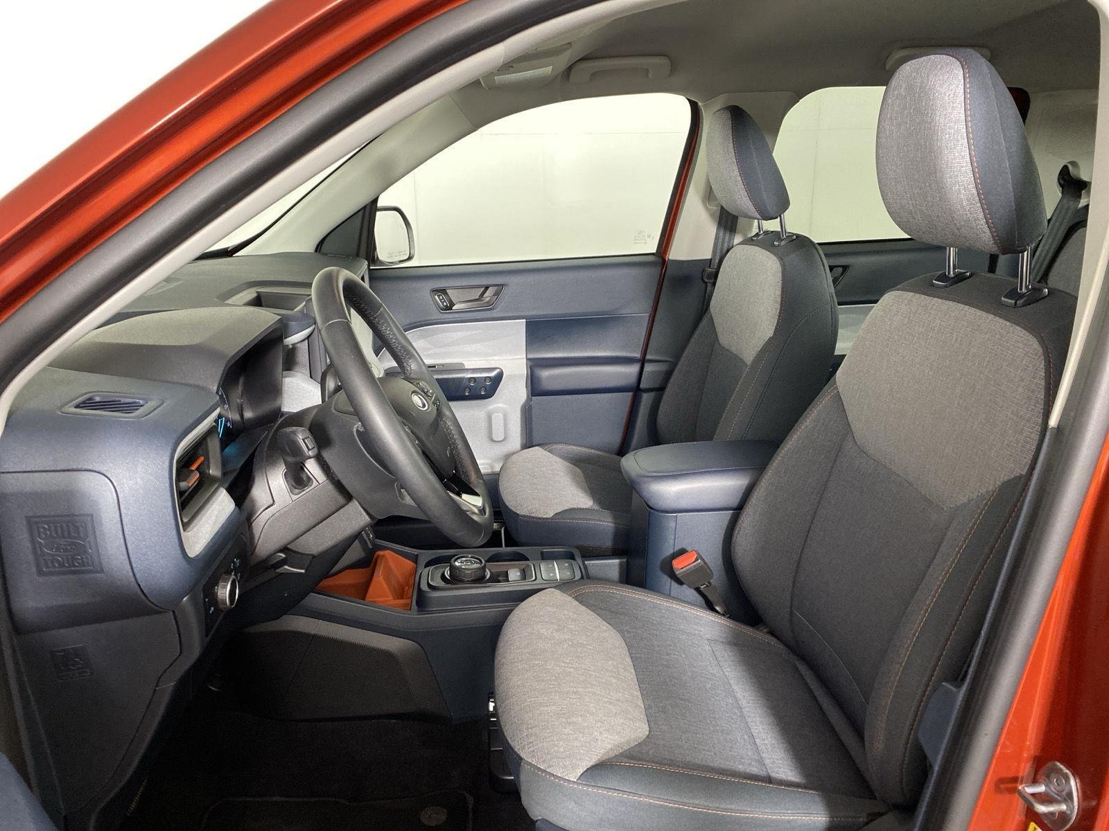 Used 2024 Hot Pepper Red Metallic Tinted Clearcoat Ford XLT image 10