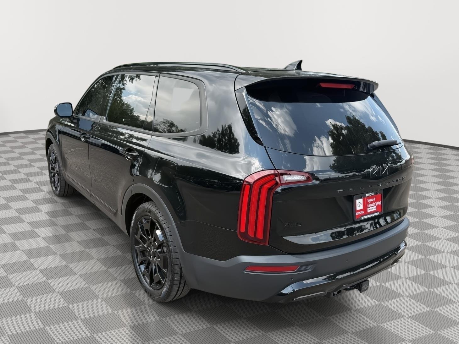 Used 2022 Ebony Black Kia SX image 6
